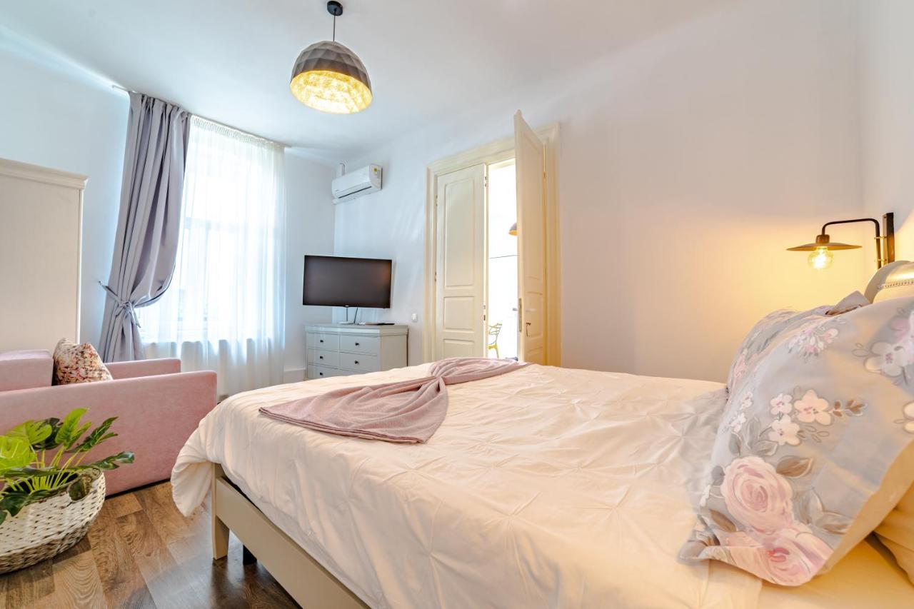 Aparthotel Albert Residence Brasov 3*