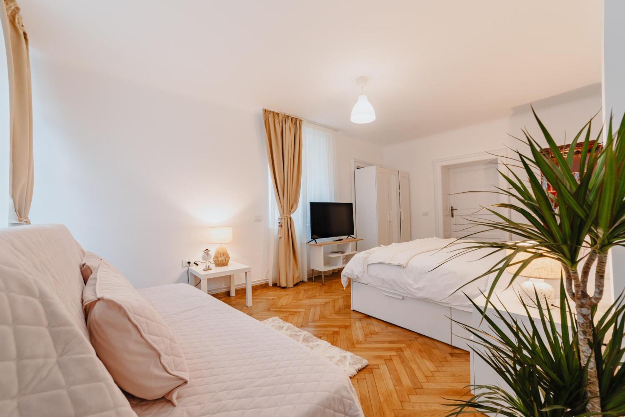 Aparthotel With Complimentary Parking 3*